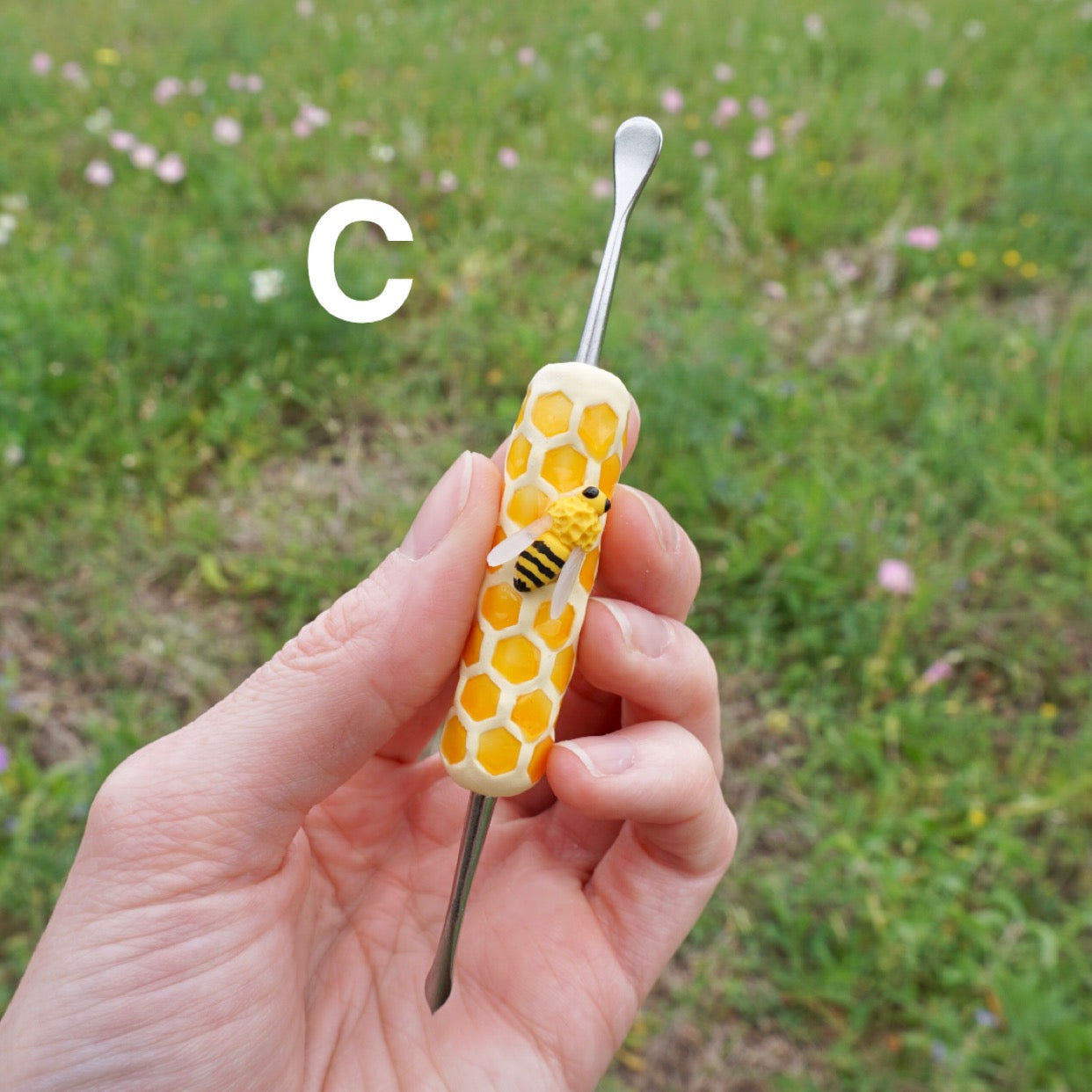 Honeycomb Dabbers